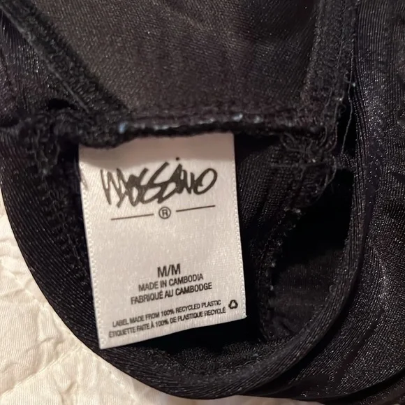 Swim top. Black. - Picture 4 of 6